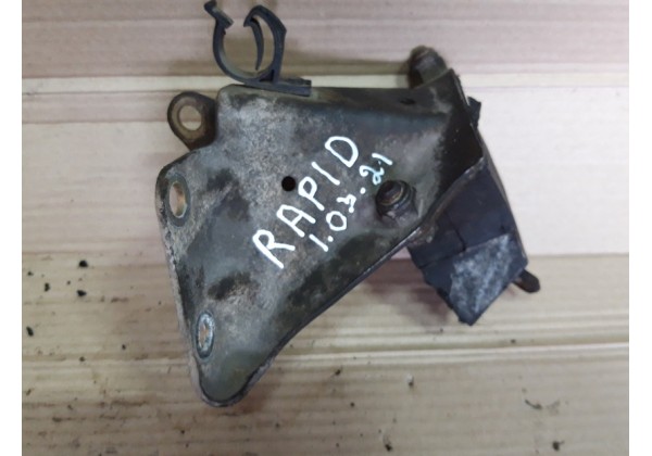 Подушка трансмісії, опора коробки передач Renault 9, 11, 21, Super 5, Rapid 1.1, 1.4, 1.7, 7700755531